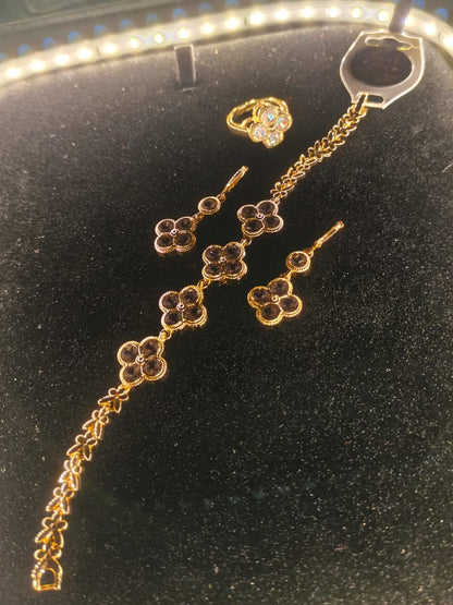 Sapphire-Blue💙Clover Jewelry Set (Ring, Earrings & Bracelet)